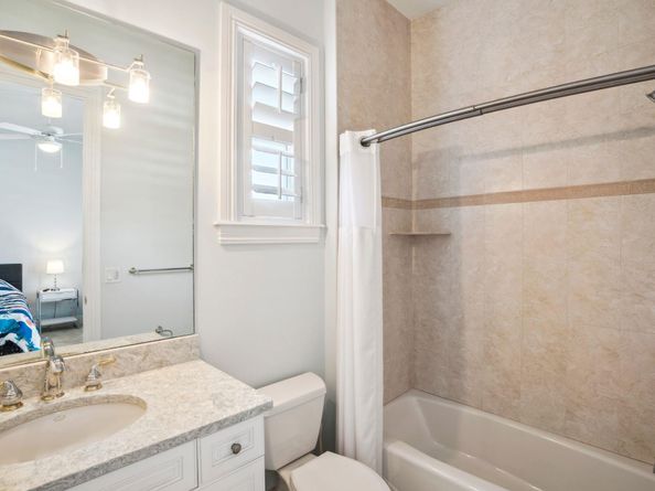 1008 Mandarin Isle, Fort Lauderdale FL 33315