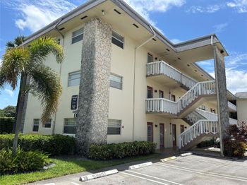 4451 NW 16th St