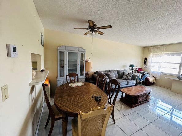 4451 NW 16th St k308, Fort Lauderdale FL 33313