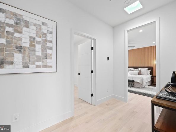 4810 3rd Street N, Arlington VA 22203