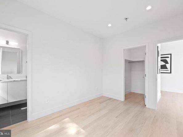 4810 3rd Street N, Arlington VA 22203