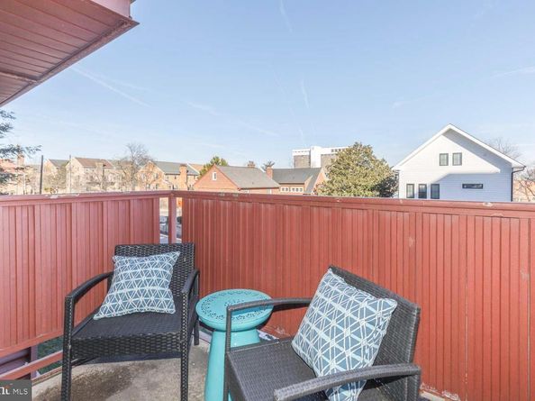 1830 Columbia Pike 207, Arlington VA 22204