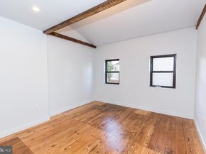 992 N 5TH Street, Philadelphia PA 19123