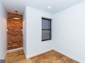 992 N 5TH Street, Philadelphia PA 19123