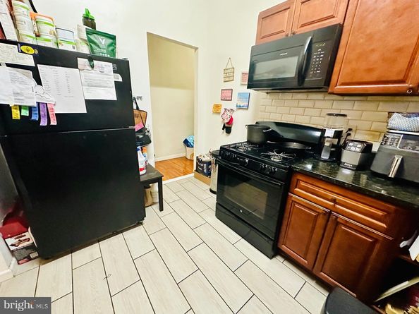 1505 W Erie Avenue, Philadelphia PA 19140