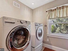 140 N Rolling Road, Springfield PA 19064