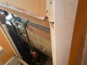 32 Pomona, Philadelphia PA 19144