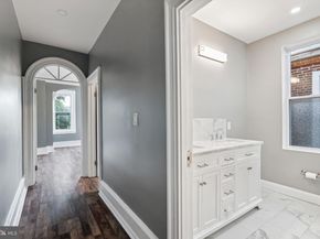 2433 N 17TH Street, Philadelphia PA 19132