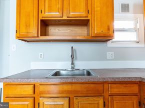 1527 W Cayuga Street, Philadelphia PA 19140