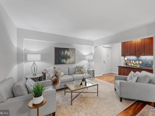 3701 Connecticut Avenue NW 312/326, Washington DC 20008
