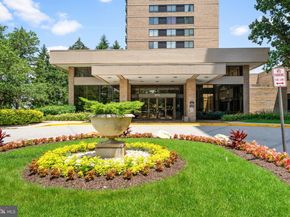 3713 S George Mason Drive T5, Falls Church VA 22041
