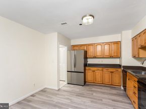 3713 S George Mason Drive T5, Falls Church VA 22041