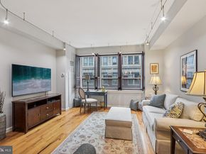 1425 Locust Street 7D, Philadelphia PA 19102