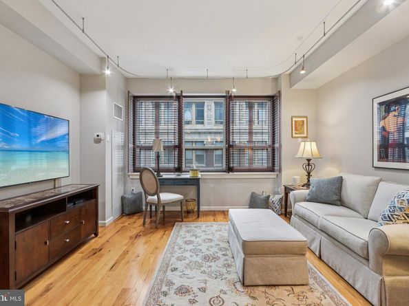1425 Locust Street 7D, Philadelphia PA 19102