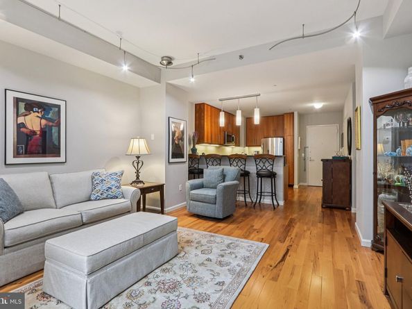 1425 Locust Street 7D, Philadelphia PA 19102