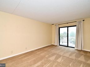 20338 Valley Forge Circle 338, King Of Prussia PA 19406