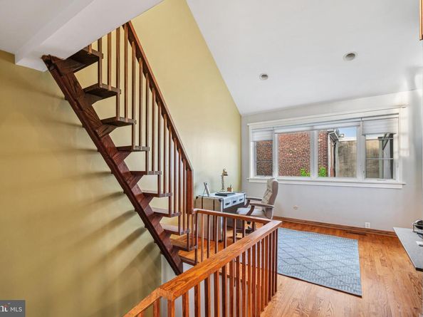 333 S 6TH Street, Philadelphia PA 19106