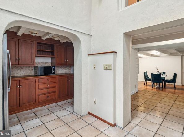 333 S 6TH Street, Philadelphia PA 19106
