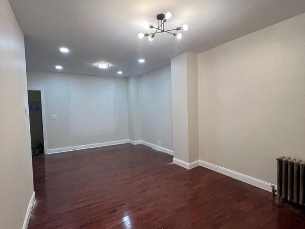 1537 N Wanamaker Street, Philadelphia PA 19131