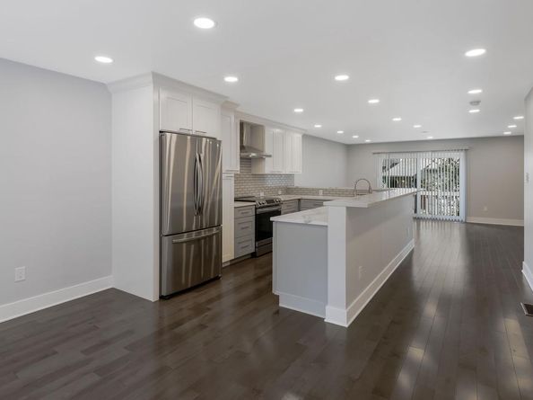 39 Oakmont Place, Media PA 19063