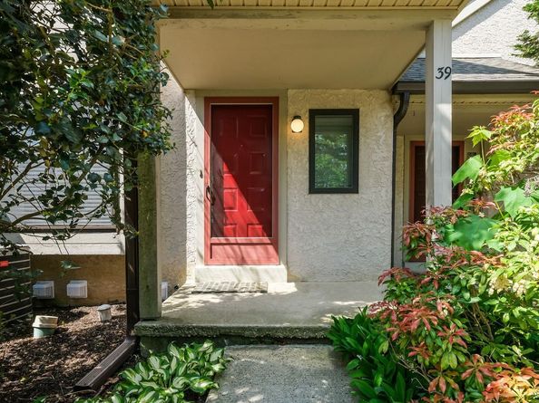39 Oakmont Place, Media PA 19063