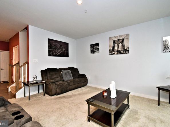 8043 Milltown Circle, Cheltenham PA 19012