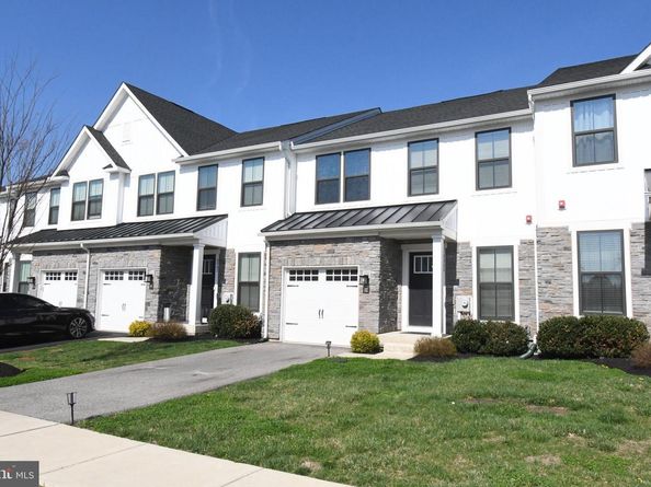 8043 Milltown Circle, Cheltenham PA 19012