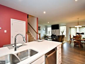 8043 Milltown Circle, Cheltenham PA 19012