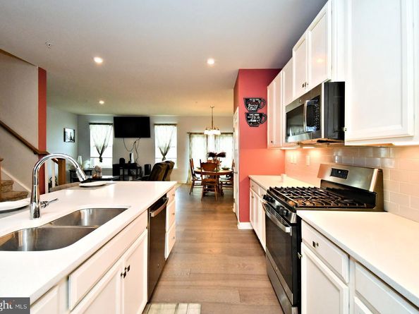 8043 Milltown Circle, Cheltenham PA 19012