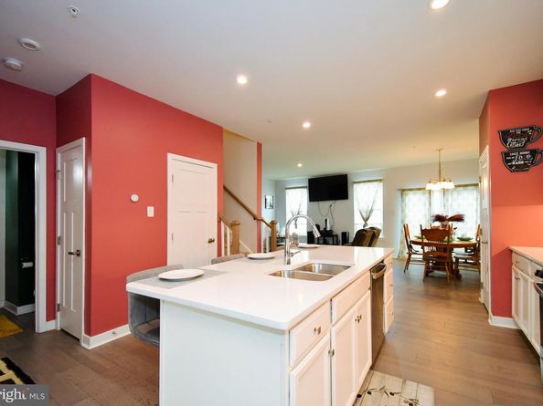 8043 Milltown Circle, Cheltenham PA 19012
