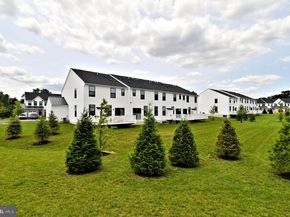 8043 Milltown Circle, Cheltenham PA 19012