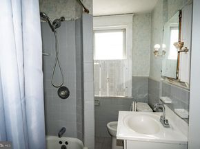 6982 Clinton Road, Upper Darby PA 19082