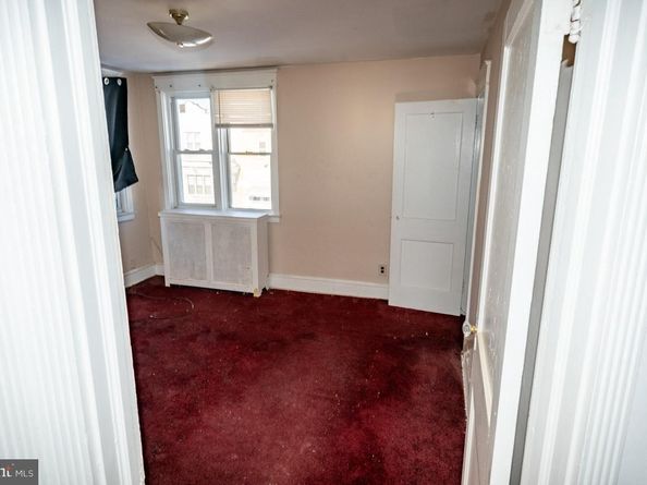 6982 Clinton Road, Upper Darby PA 19082