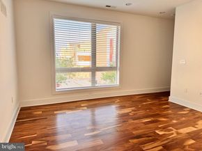 740 S Chris Columbus Boulevard 15, Philadelphia PA 19147