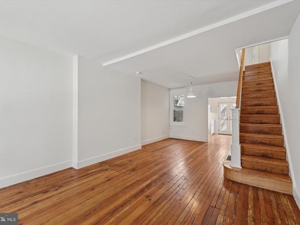 439 Mercy Street, Philadelphia PA 19148