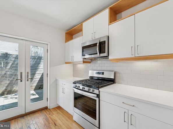439 Mercy Street, Philadelphia PA 19148