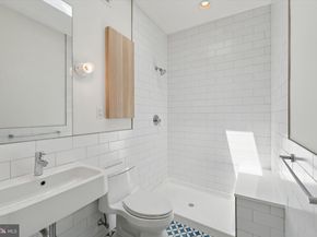 439 Mercy Street, Philadelphia PA 19148