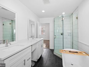 328 Daly Street, Philadelphia PA 19148