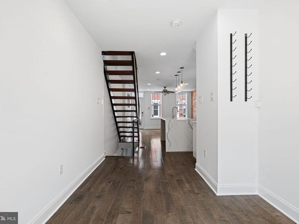 328 Daly Street, Philadelphia PA 19148