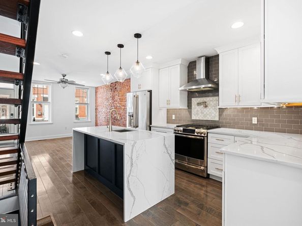 328 Daly Street, Philadelphia PA 19148