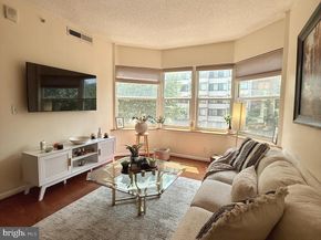 1111 11TH Street NW 304, Washington DC 20001