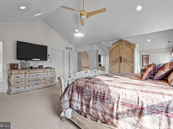 28 Dartmouth Lane, Richboro PA 18954