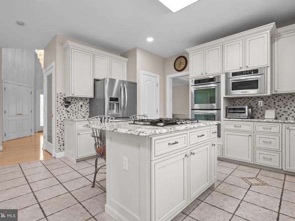 28 Dartmouth Lane, Richboro PA 18954
