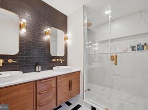 283 Locust Street, Philadelphia PA 19106