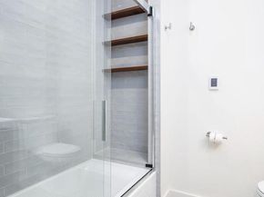 283 Locust Street, Philadelphia PA 19106