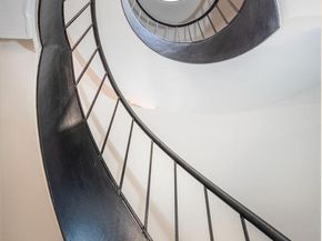 283 Locust Street, Philadelphia PA 19106