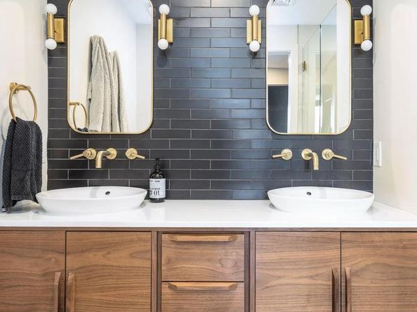 283 Locust Street, Philadelphia PA 19106