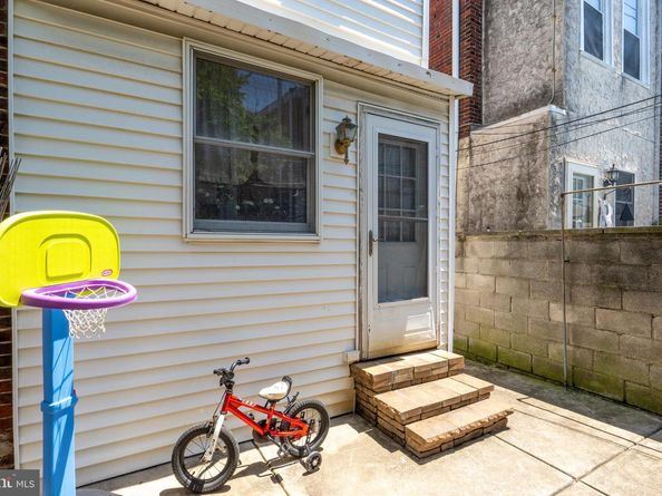 2346 S Woodstock Street, Philadelphia PA 19145
