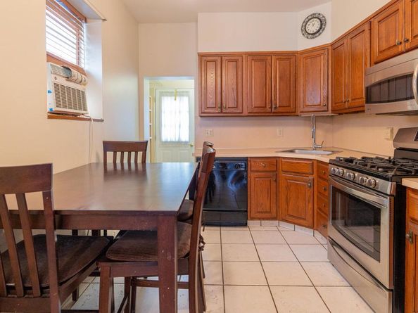 2346 S Woodstock Street, Philadelphia PA 19145