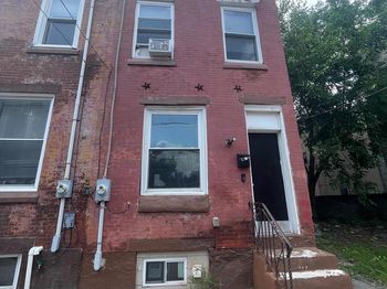 1866 N Uber Street